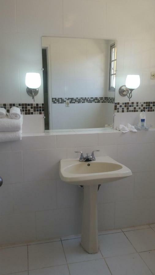 Mh Boutique Hotel سان بيدرو سولا المظهر الخارجي الصورة