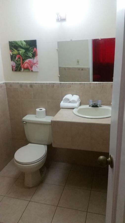 Mh Boutique Hotel سان بيدرو سولا المظهر الخارجي الصورة